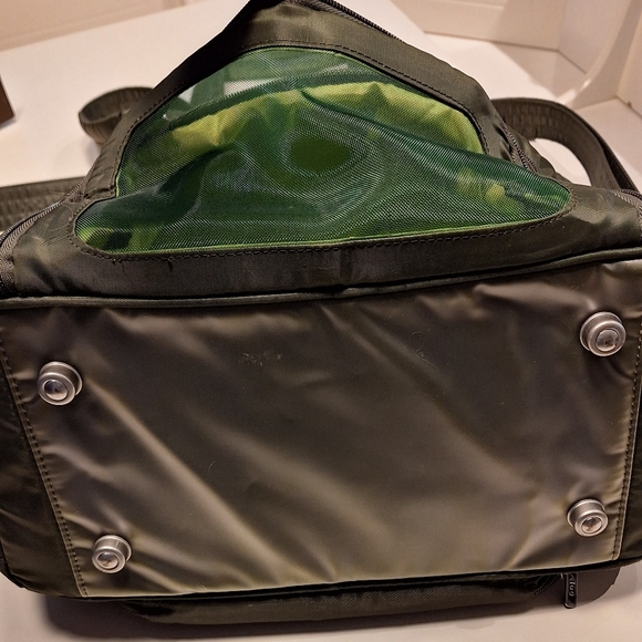 Lug Puddle Jumper Bag - Picture 8 of 16